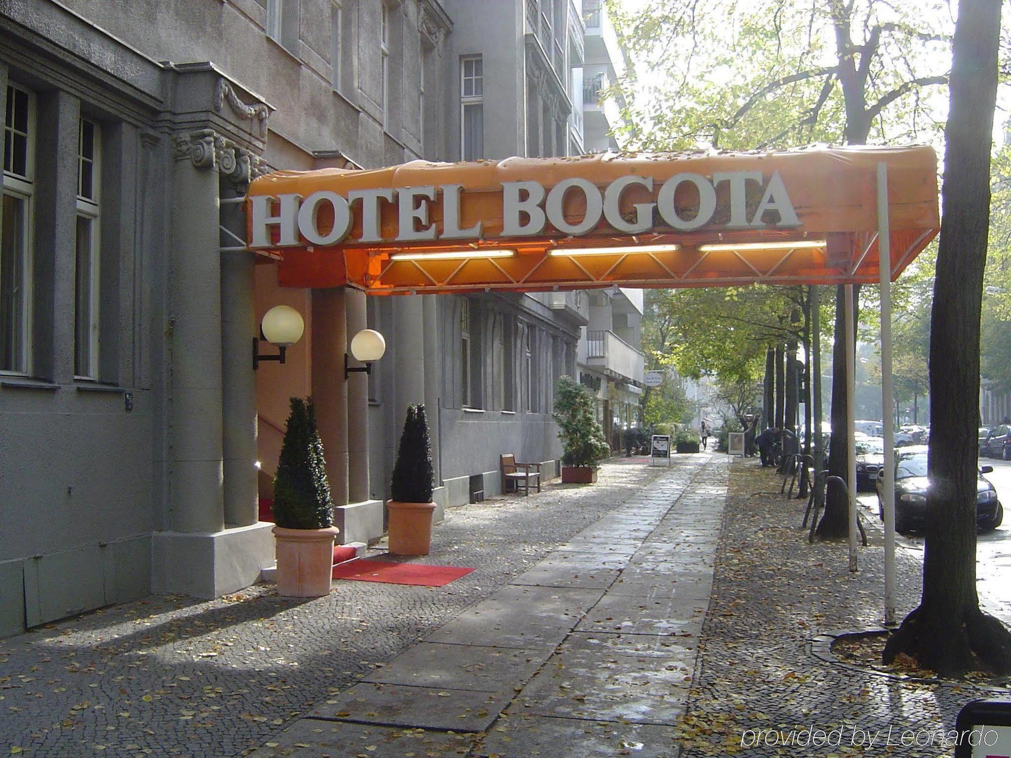 Stadt-Gut-Hotel Bogota Berlin Exterior foto